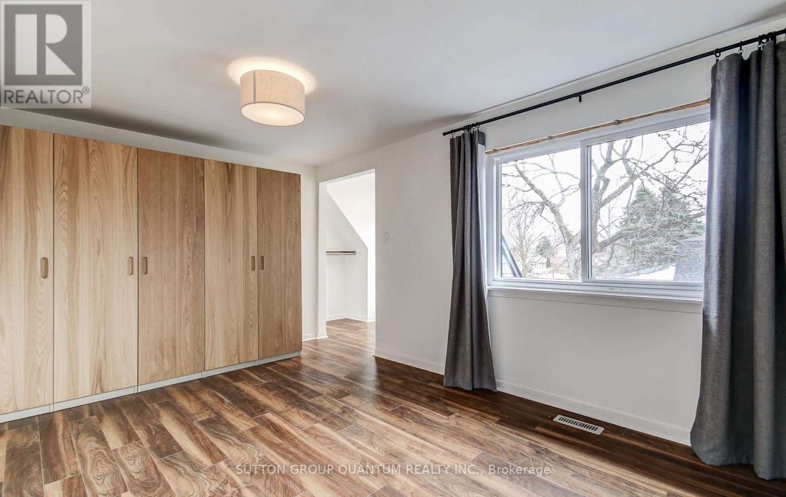 72 - 20 Mineola Road E, Mississauga, Ontario  L5G 4N9 - Photo 10 - W12914848