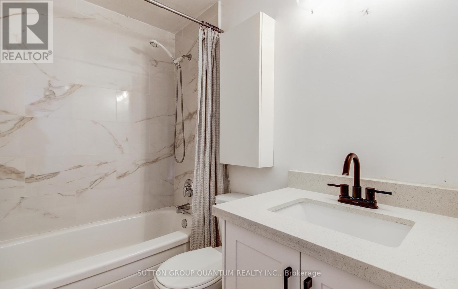 72 - 20 Mineola Road E, Mississauga, Ontario  L5G 4N9 - Photo 13 - W12914848