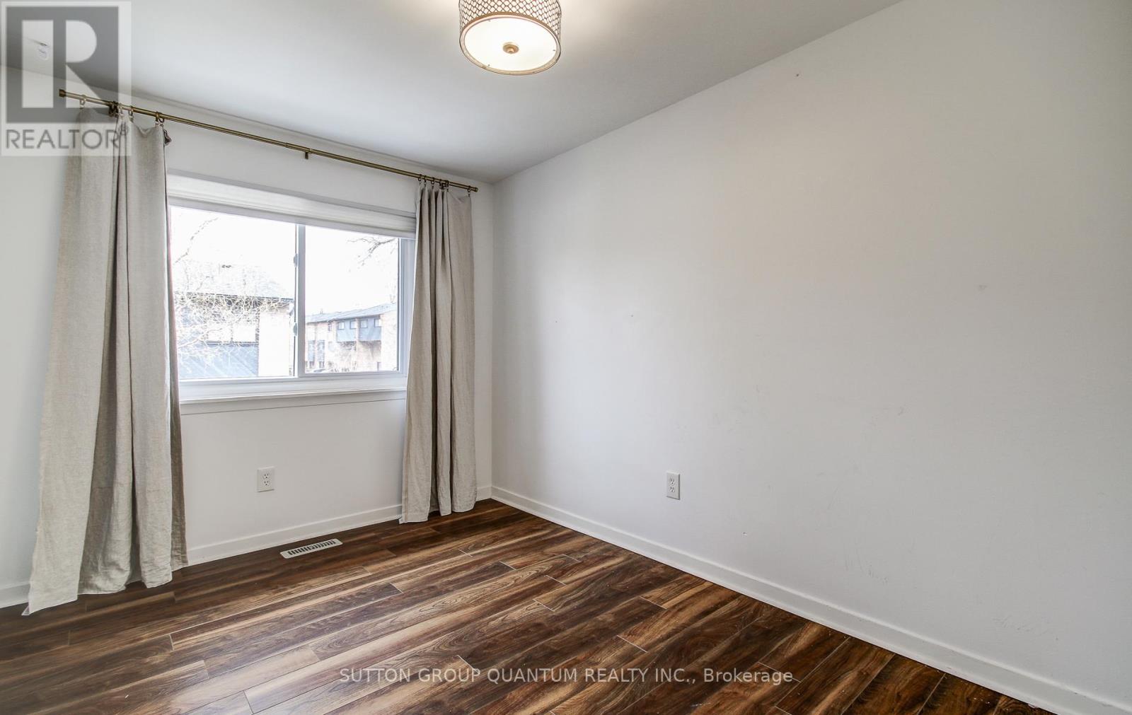 72 - 20 Mineola Road E, Mississauga, Ontario  L5G 4N9 - Photo 16 - W12914848