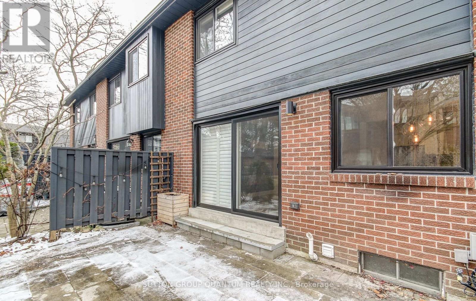 72 - 20 Mineola Road E, Mississauga, Ontario  L5G 4N9 - Photo 27 - W12914848