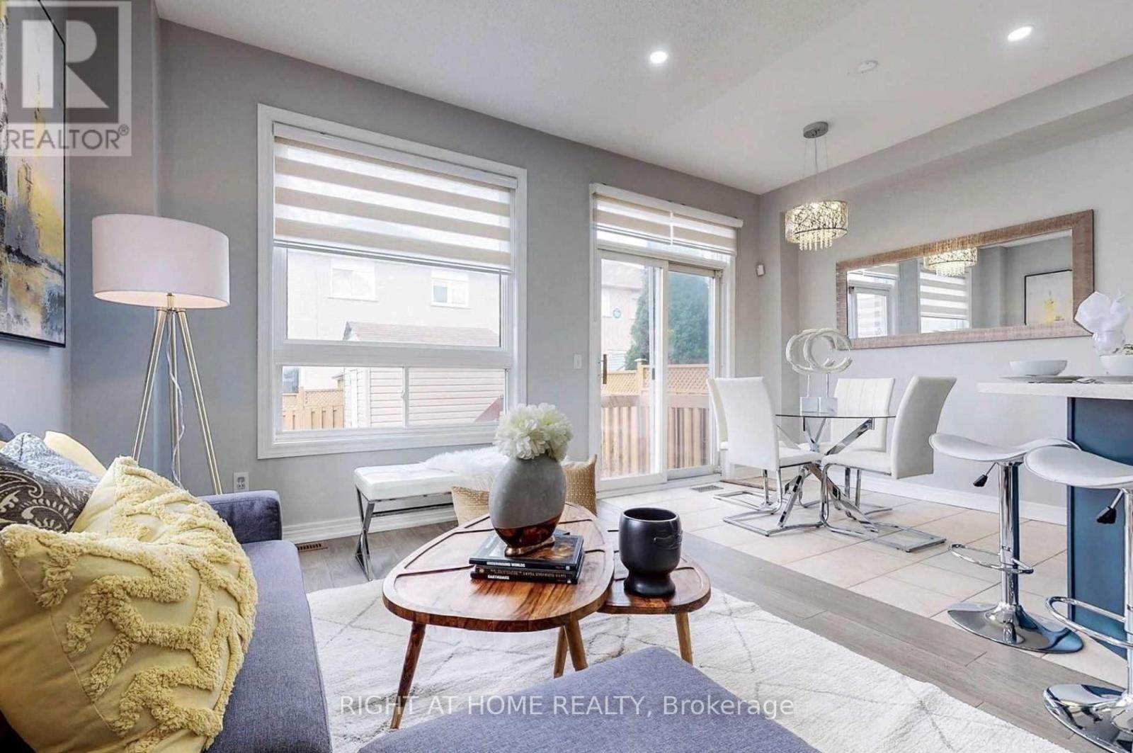 3690 Thomas Street, Mississauga, Ontario  L5M 7E6 - Photo 6 - W12931972