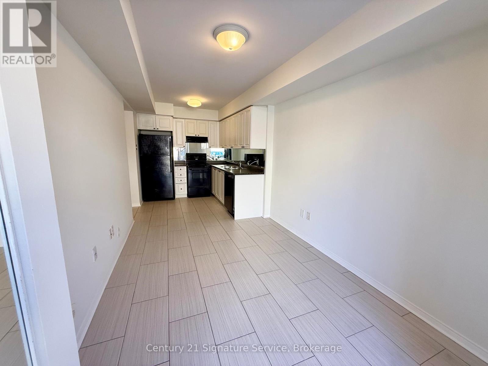 302 - 4975 Southampton Drive, Mississauga, Ontario  L5M 8E5 - Photo 6 - W12931974