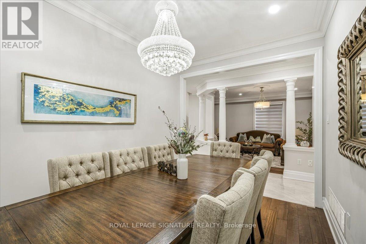 1268 Kestell Boulevard, Oakville, Ontario  L6H 0B3 - Photo 3 - W12931986