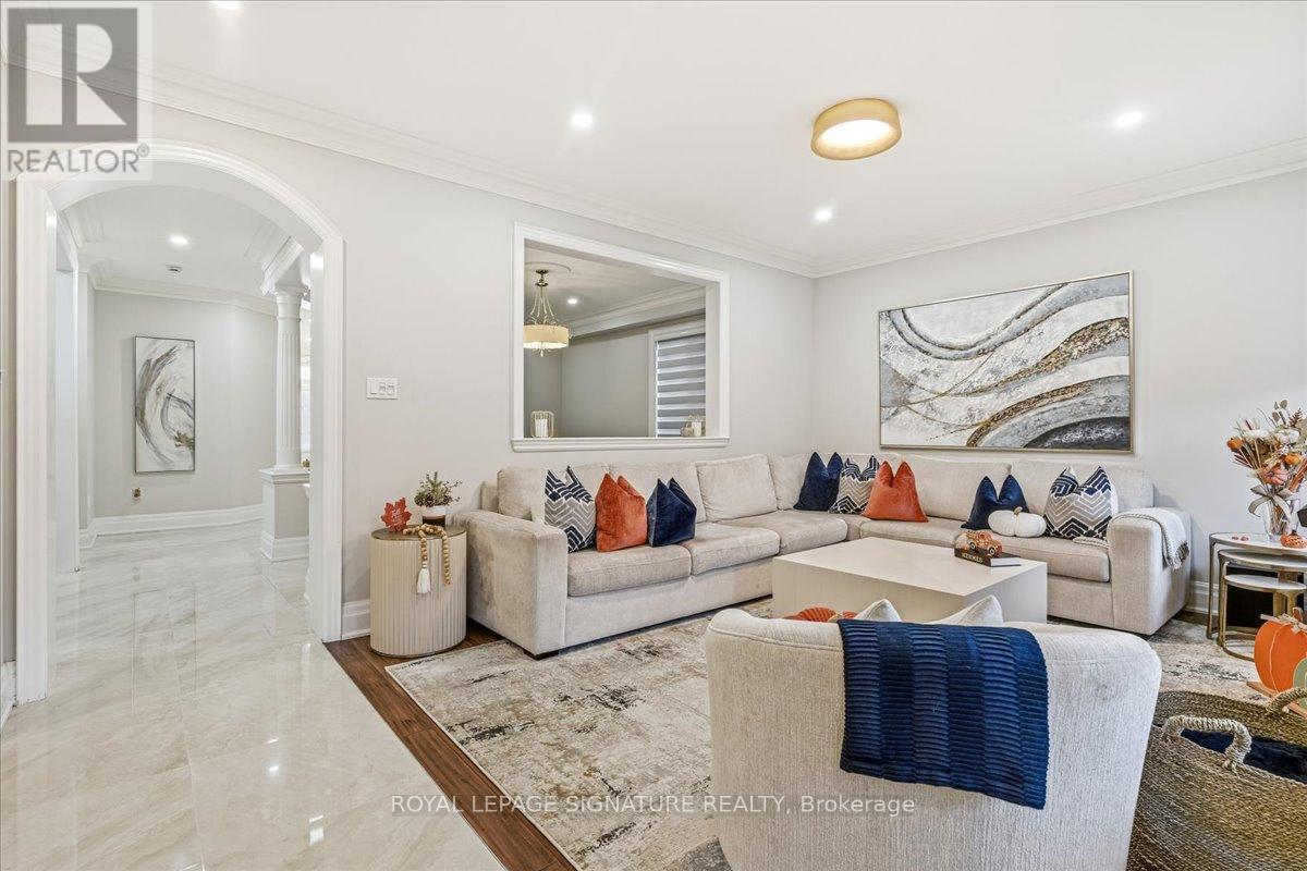 1268 Kestell Boulevard, Oakville, Ontario  L6H 0B3 - Photo 6 - W12931986