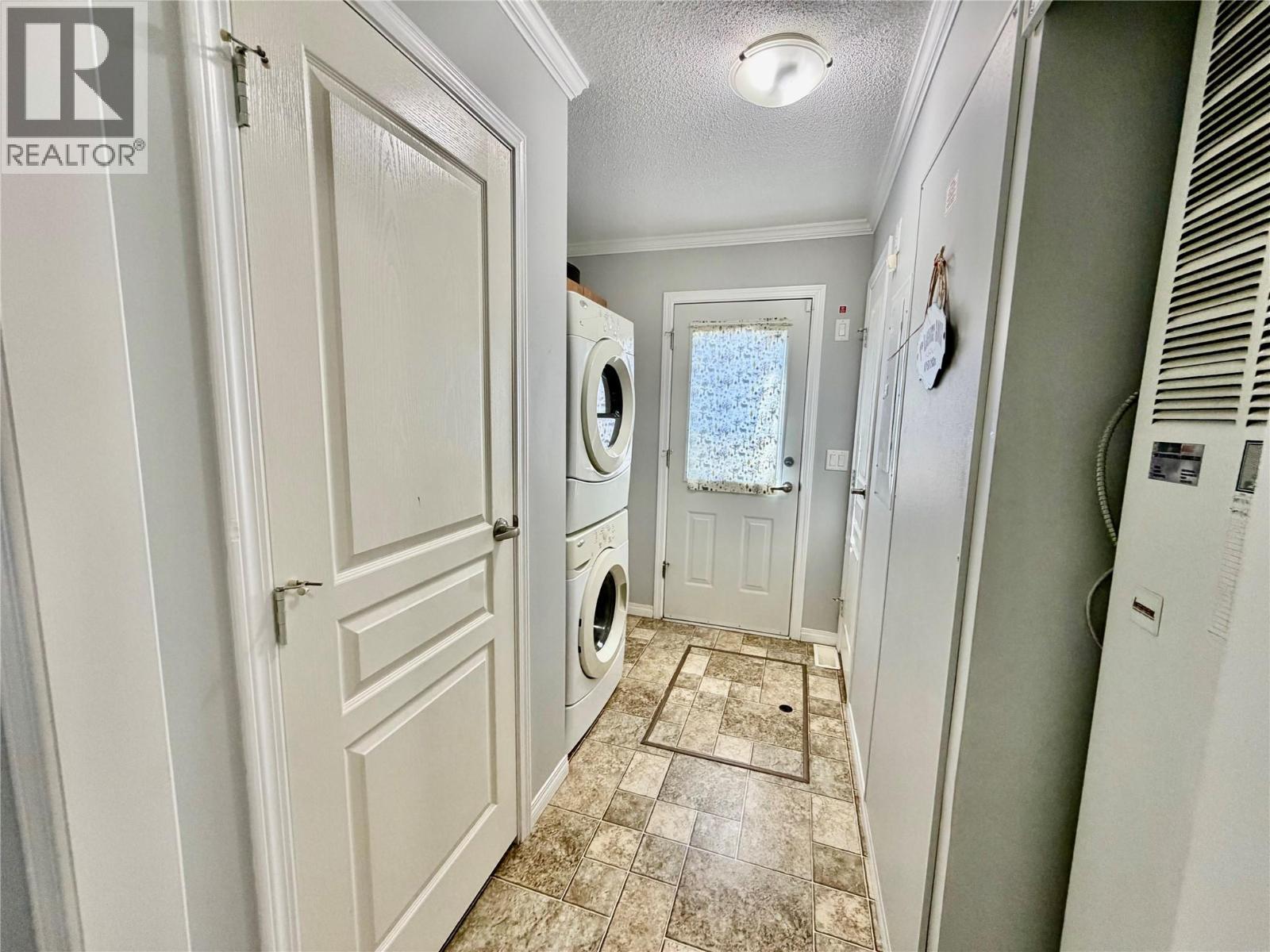 720 105 Avenue, Dawson Creek, British Columbia  V1G 2K6 - Photo 17 - 10381032