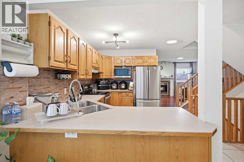 507 Citadel Heights NW, Calgary, Alberta  T3G 4A1 - Photo 5 - A2284458