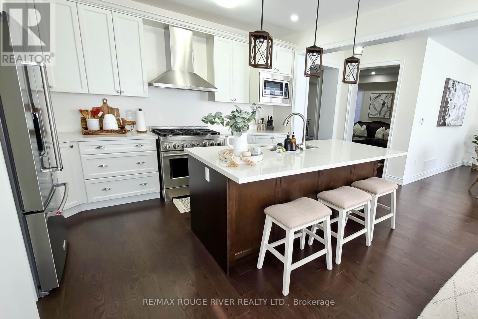 54 Highlands Boulevard, Cavan Monaghan, Ontario  L0A 1G0 - Photo 10 - X12931952