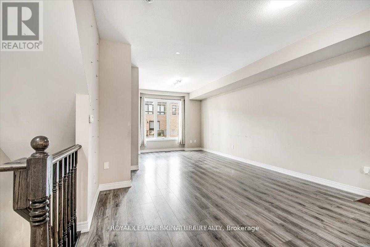 68 Esplanade Lane, Grimsby, Ontario  L3M 0H2 - Photo 12 - X12931960