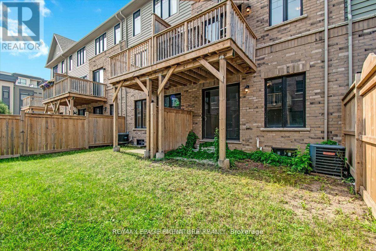 68 Esplanade Lane, Grimsby, Ontario  L3M 0H2 - Photo 23 - X12931960