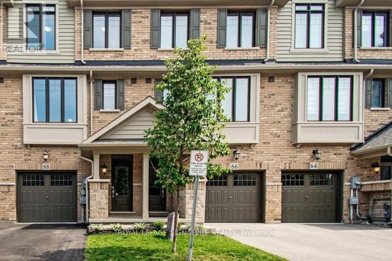 68 Esplanade Lane, Grimsby, Ontario  L3M 0H2 - Photo 3 - X12931960