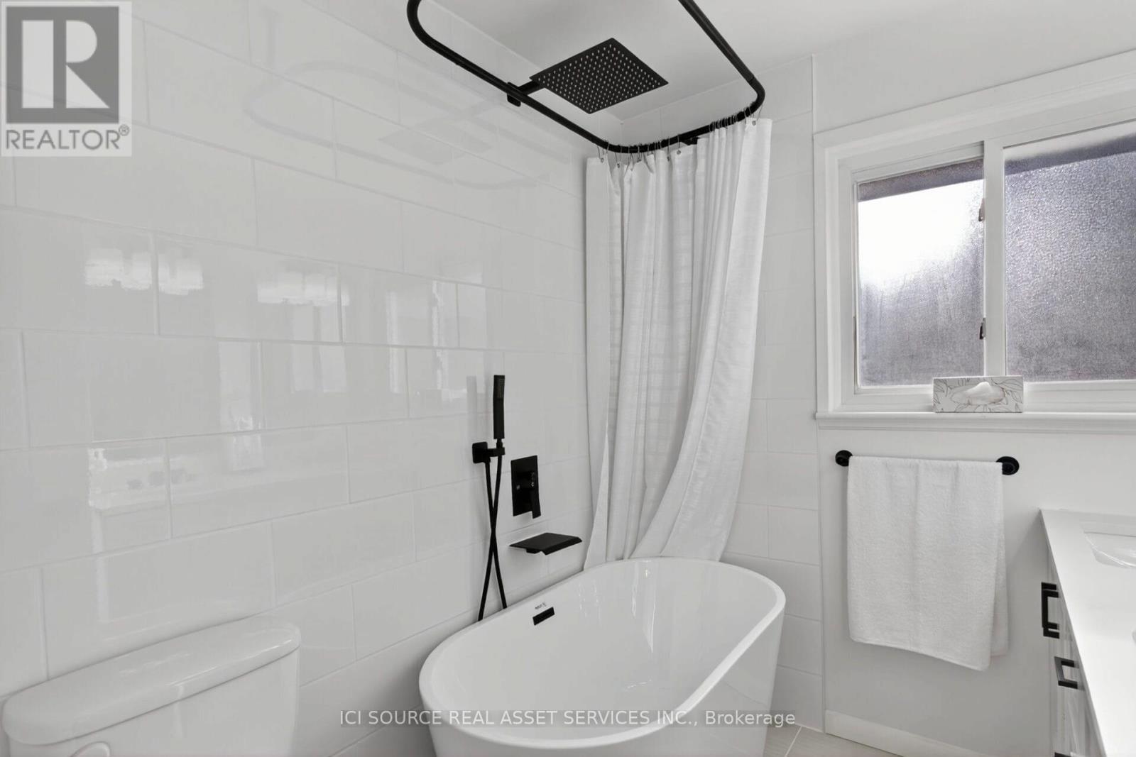 1092 Glendale Drive, Peterborough, Ontario  K9H 6M4 - Photo 15 - X12931964