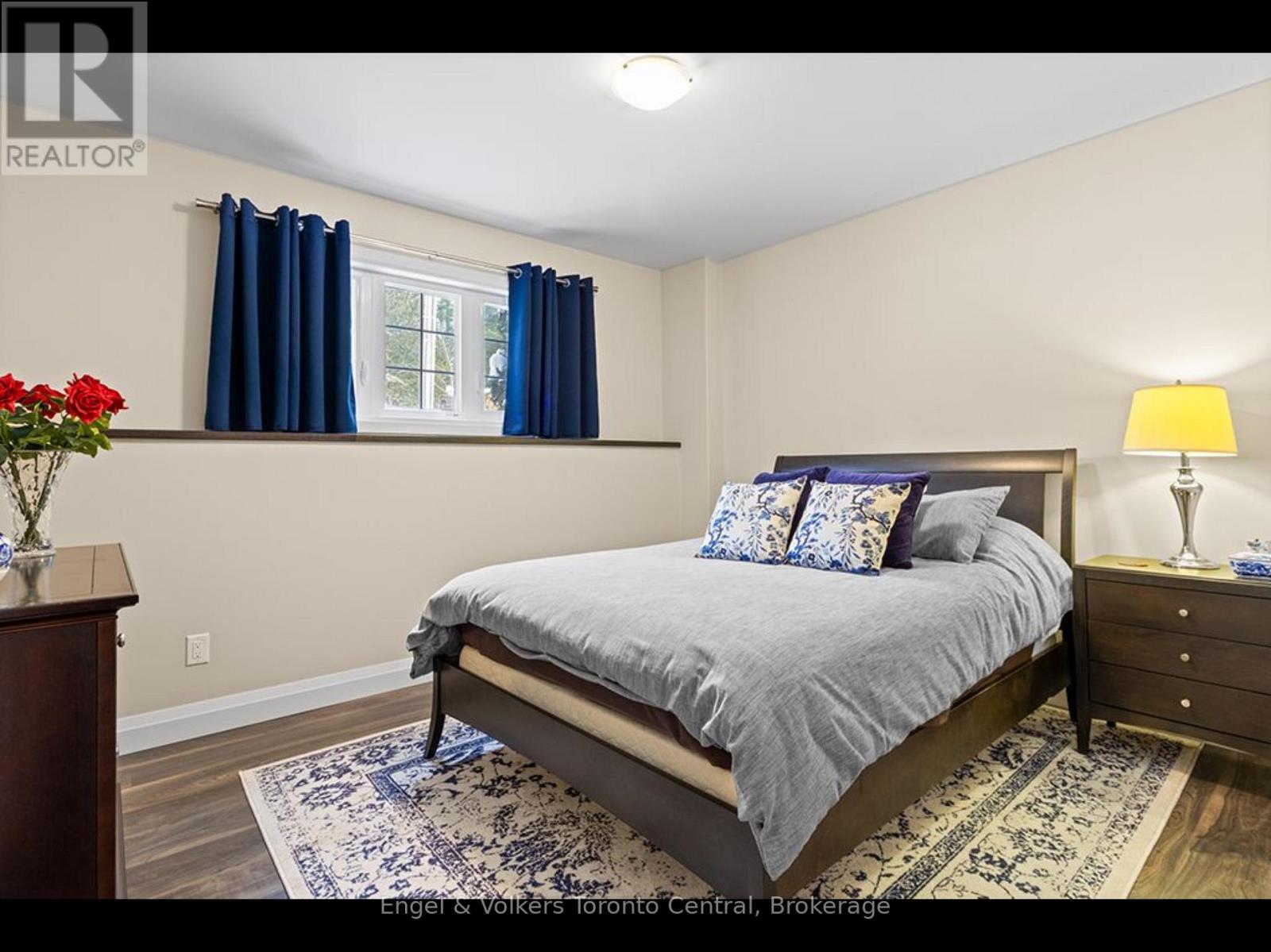 68 50th Street S, Wasaga Beach, Ontario  L9Z 1X5 - Photo 34 - S12742198