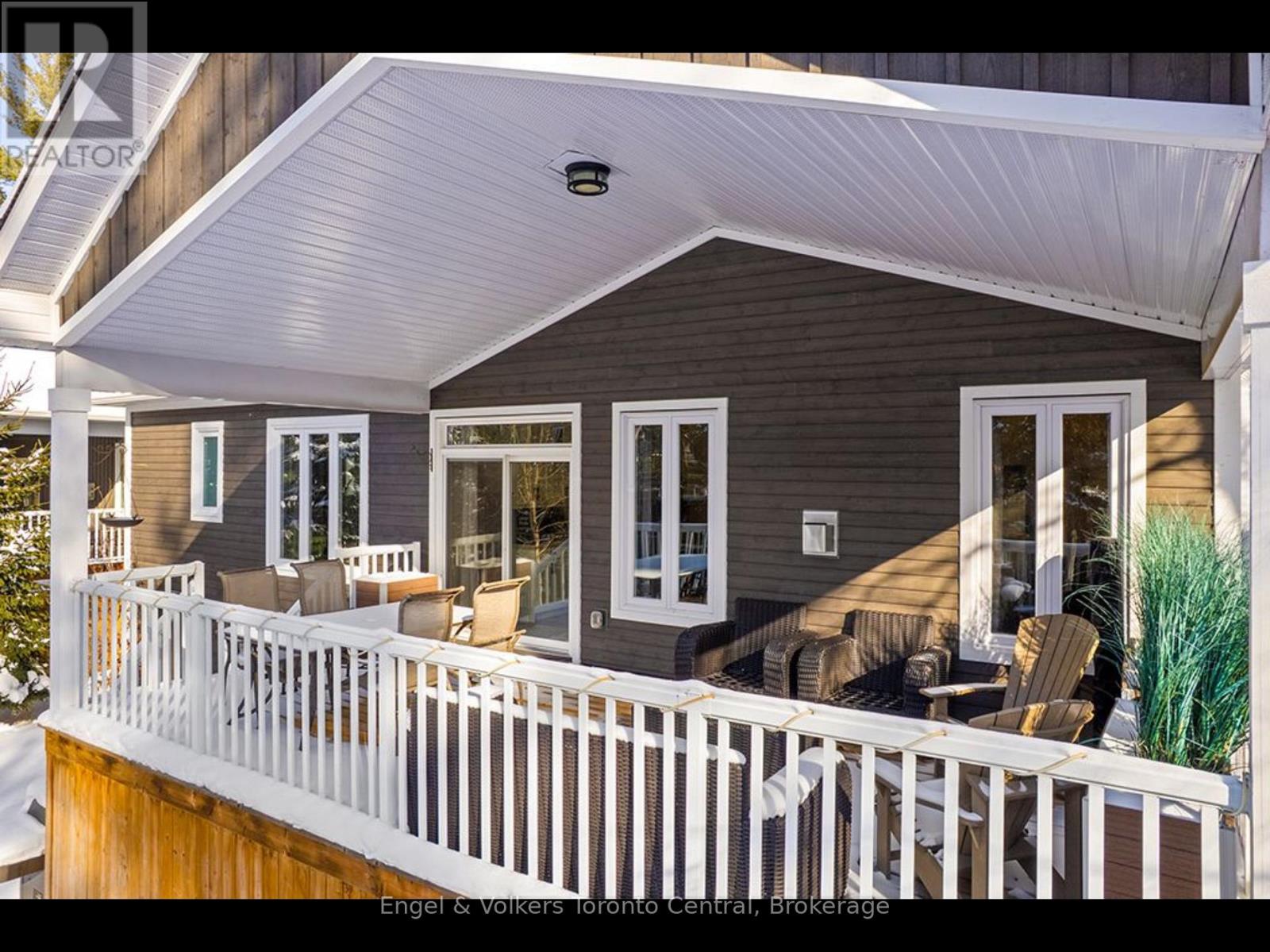 68 50th Street S, Wasaga Beach, Ontario  L9Z 1X5 - Photo 43 - S12742198