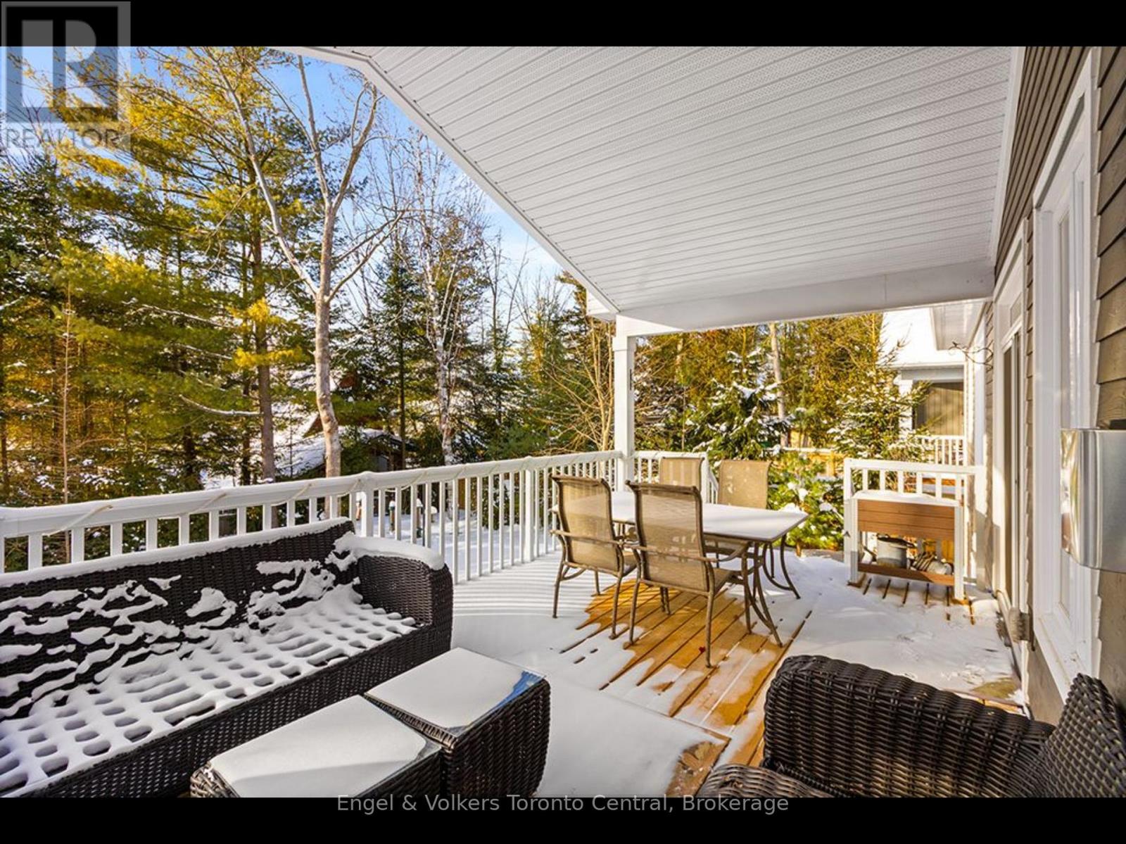 68 50th Street S, Wasaga Beach, Ontario  L9Z 1X5 - Photo 44 - S12742198