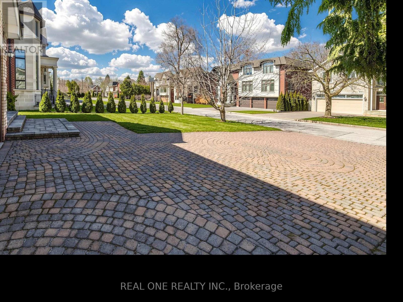 237 Princess Avenue, Toronto, Ontario M2N 3S2 - Photo 4 - C12927176