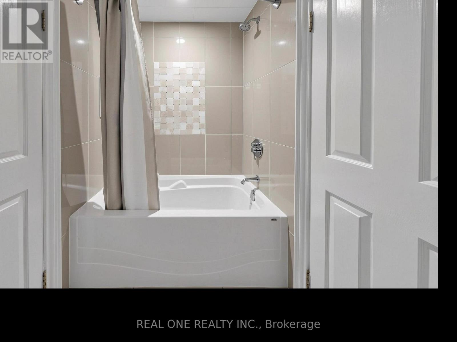 237 Princess Avenue, Toronto, Ontario M2N 3S2 - Photo 37 - C12927176