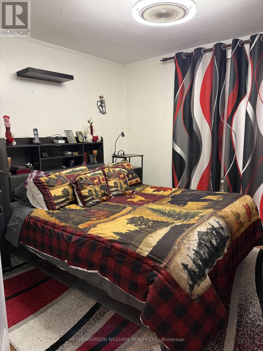 105 Pine Street, Belleville, Ontario  K8N 2M9 - Photo 8 - X12885028