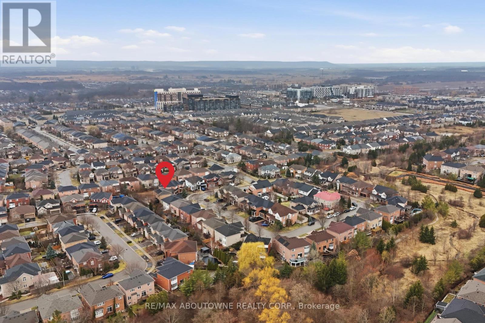 2225 Glazebrook Circle, Oakville, Ontario L6M 5B5 - Photo 49 - W12929118