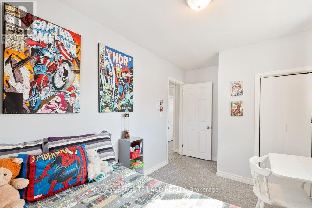 102 Steele Street, St. Thomas, Ontario  N5R 2Y5 - Photo 23 - X12825930