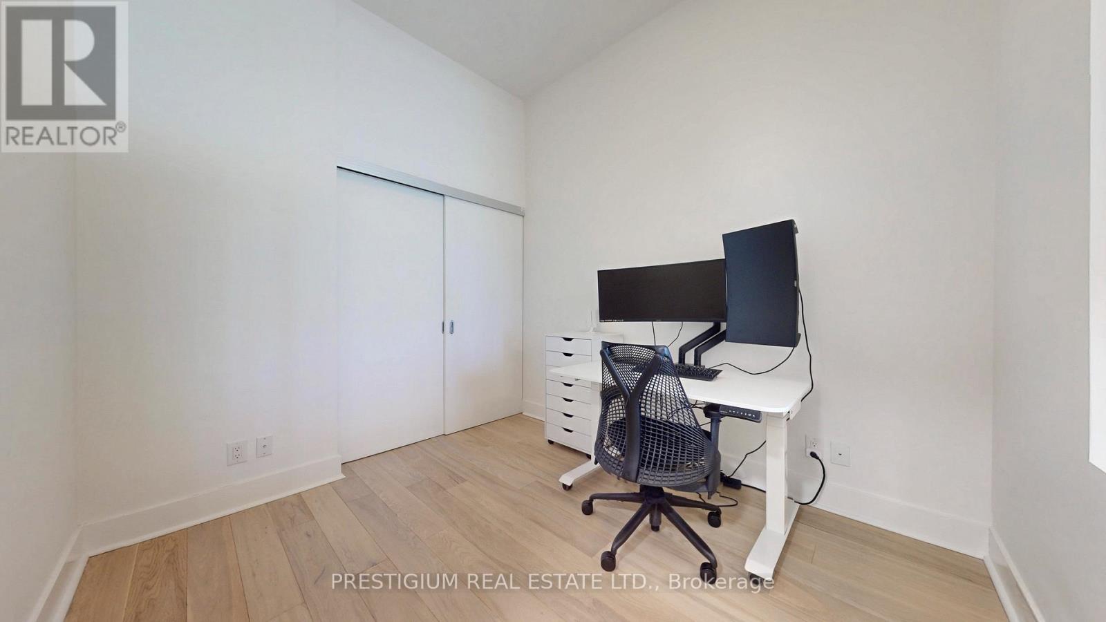 2405 - 32 Davenport Road, Toronto, Ontario  M5R 0B5 - Photo 22 - C12932016