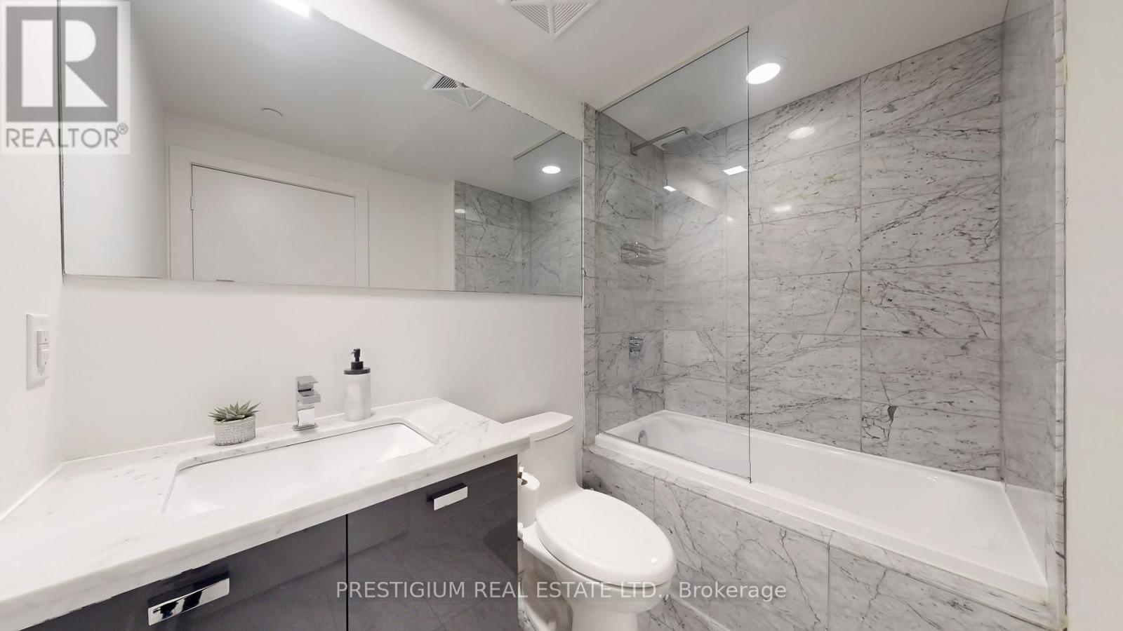 2405 - 32 Davenport Road, Toronto, Ontario  M5R 0B5 - Photo 24 - C12932016