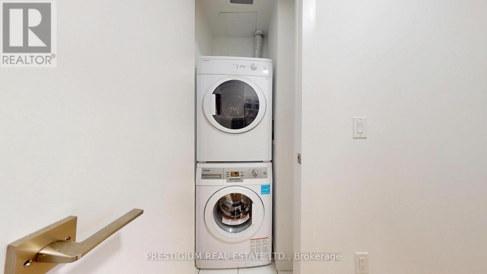 2405 - 32 Davenport Road, Toronto, Ontario  M5R 0B5 - Photo 25 - C12932016