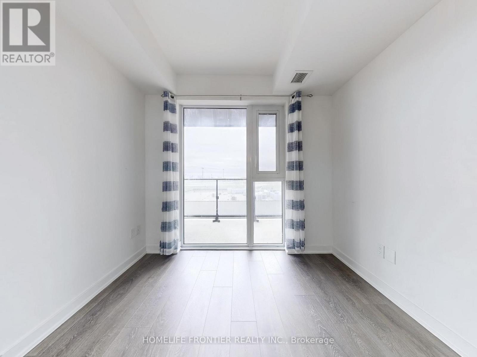 709 - 8 Tippet Road, Toronto, Ontario  M3H 0E7 - Photo 10 - C12932072