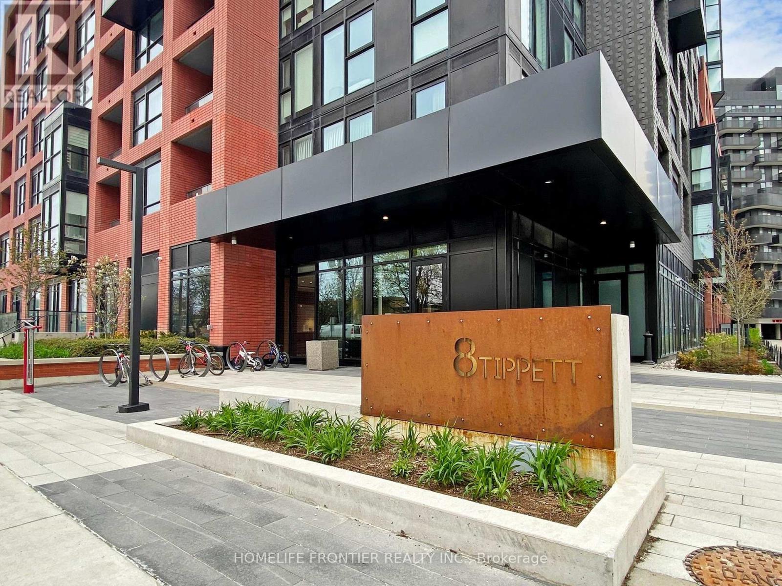 709 - 8 Tippet Road, Toronto, Ontario  M3H 0E7 - Photo 2 - C12932072