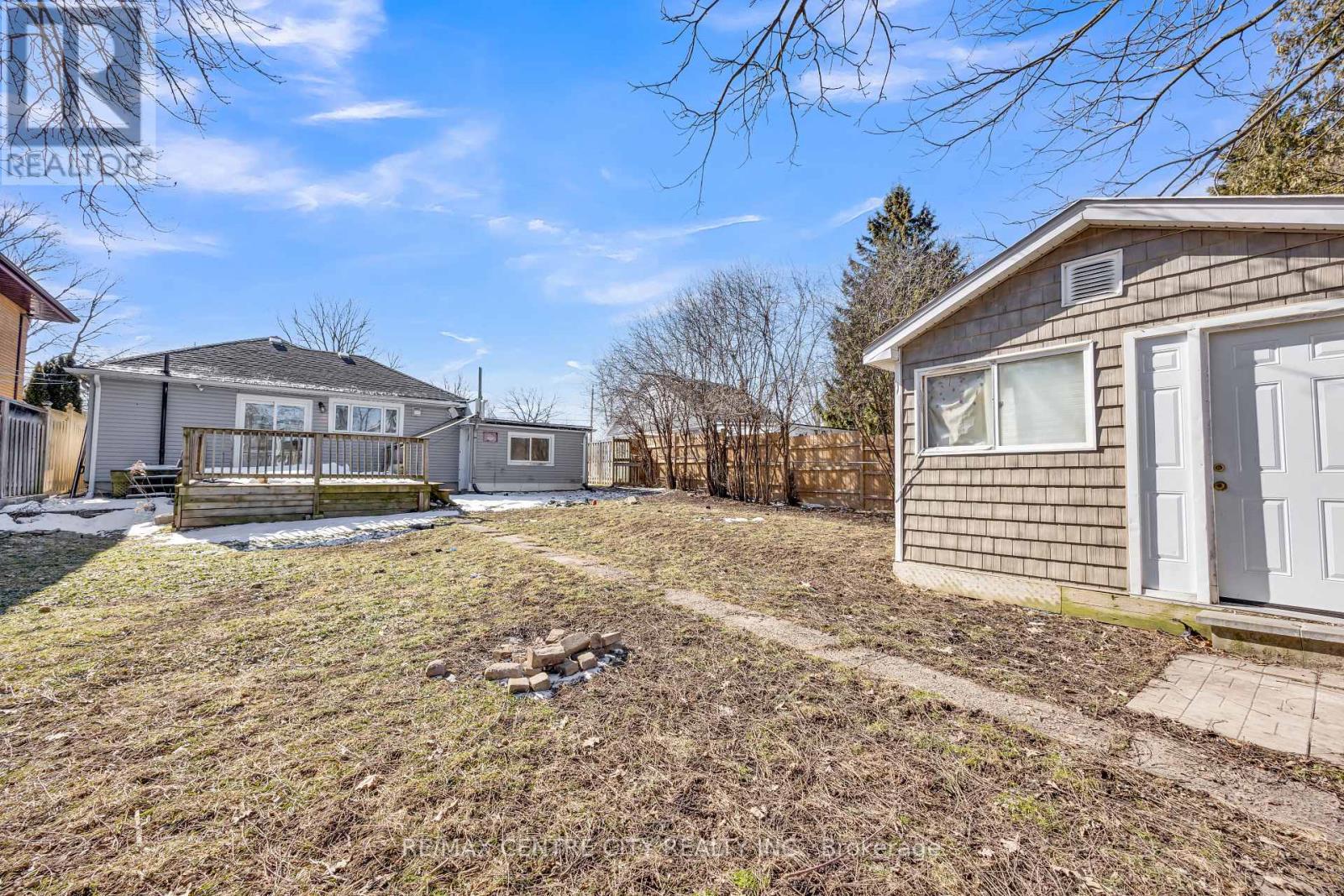 78 Langarth Street W, London South, Ontario  N6J 1P4 - Photo 32 - X12932050