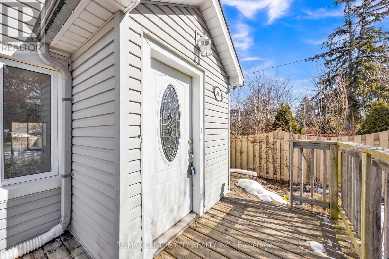 78 Langarth Street W, London South, Ontario  N6J 1P4 - Photo 4 - X12932050