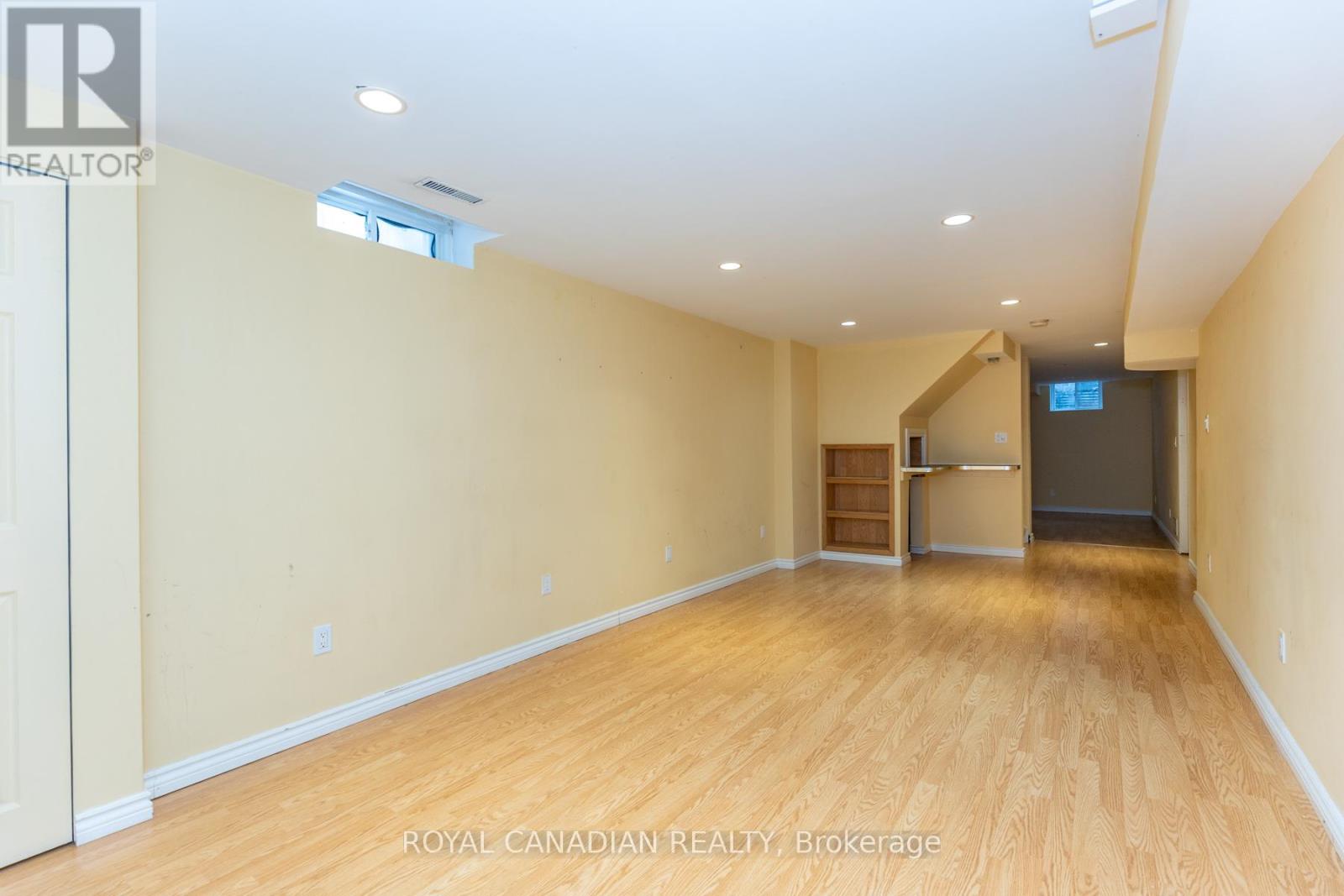 159 Harrongate Place, Whitby, Ontario L1R 3E6 - Photo 12 - E12932006