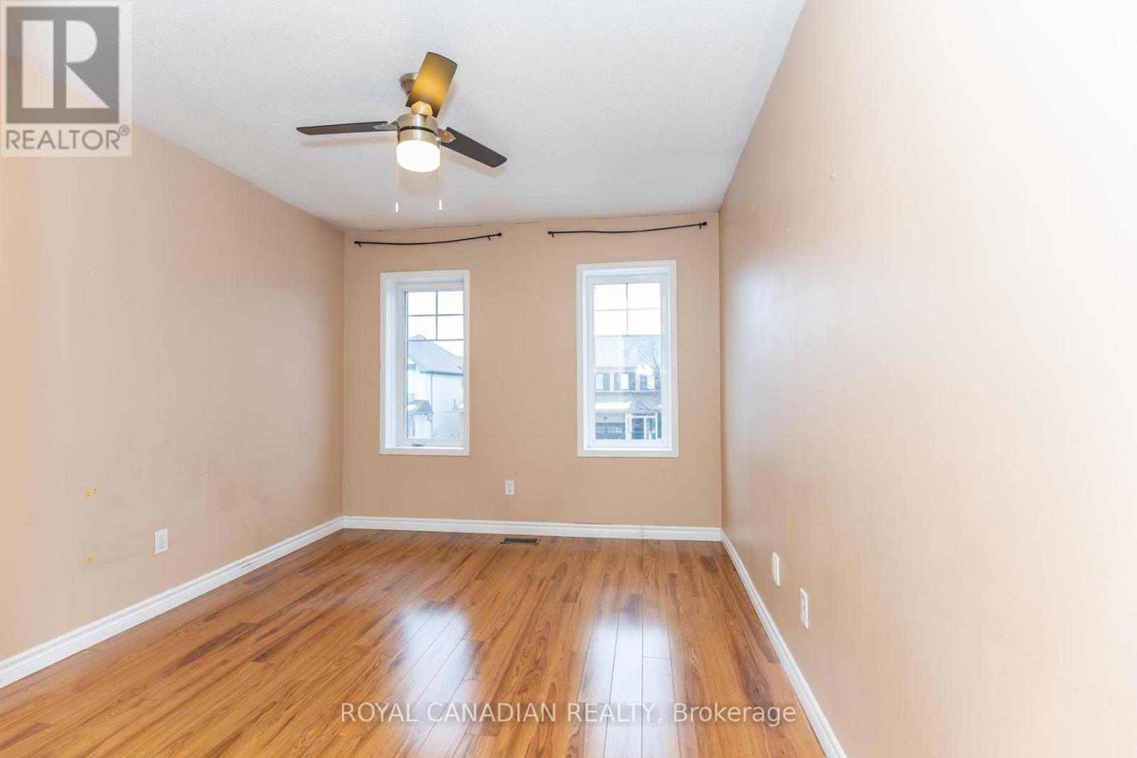 159 Harrongate Place, Whitby, Ontario L1R 3E6 - Photo 8 - E12932006