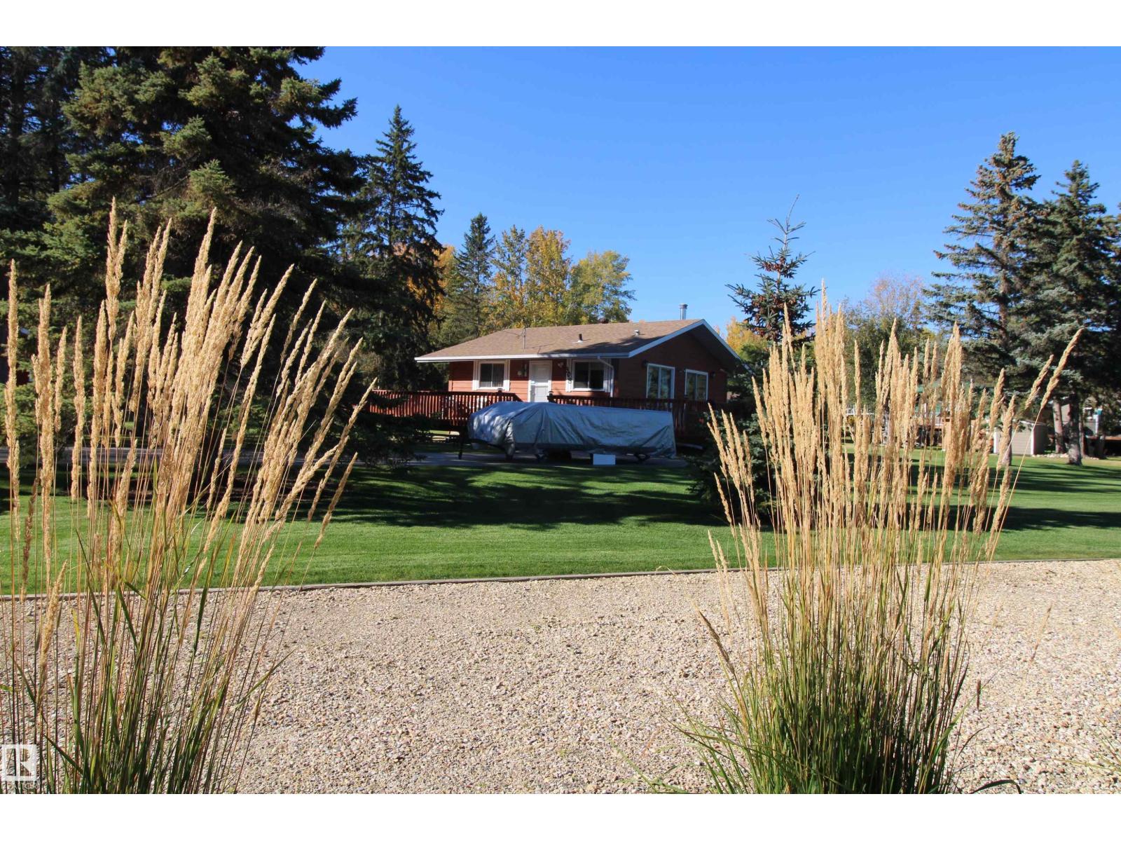 308, 309 3 St. Ross Haven, Rural Lac Ste. Anne County, Alberta  T0E 1A0 - Photo 3 - E4479218