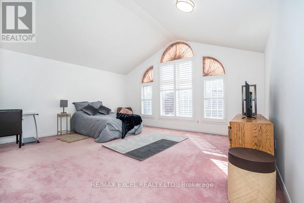 28 Fortune Crescent, Richmond Hill, Ontario  L4S 1S5 - Photo 12 - N12932036