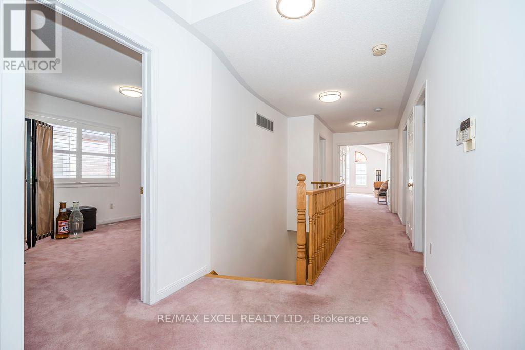 28 Fortune Crescent, Richmond Hill, Ontario  L4S 1S5 - Photo 14 - N12932036