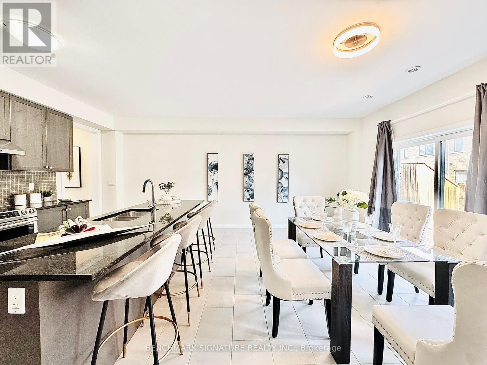 29 George Peach Avenue, Markham, Ontario  L6C 0Z2 - Photo 9 - N12932080