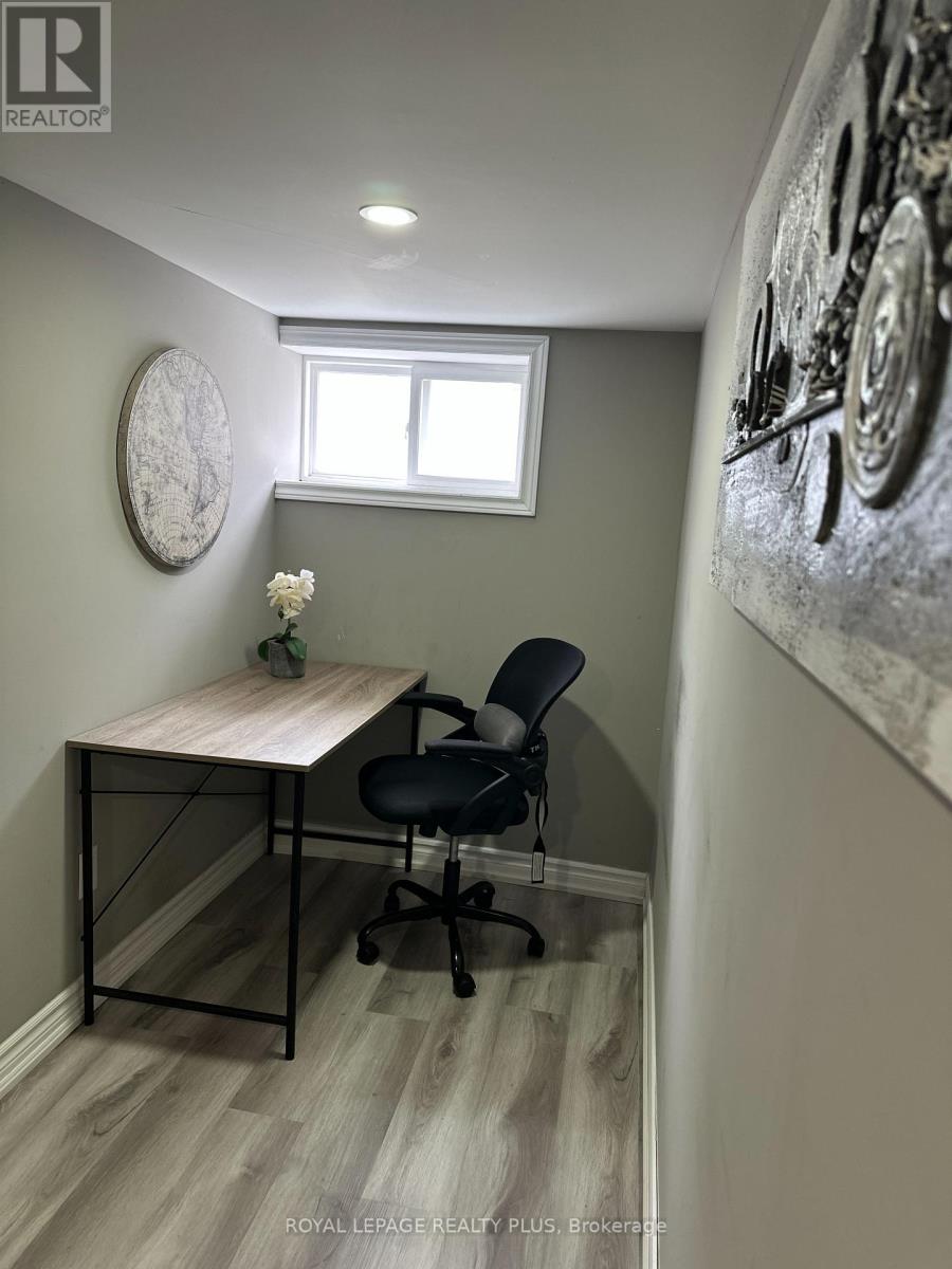 9 Ewing Street, Halton Hills, Ontario  L7G 2P6 - Photo 29 - W12873200