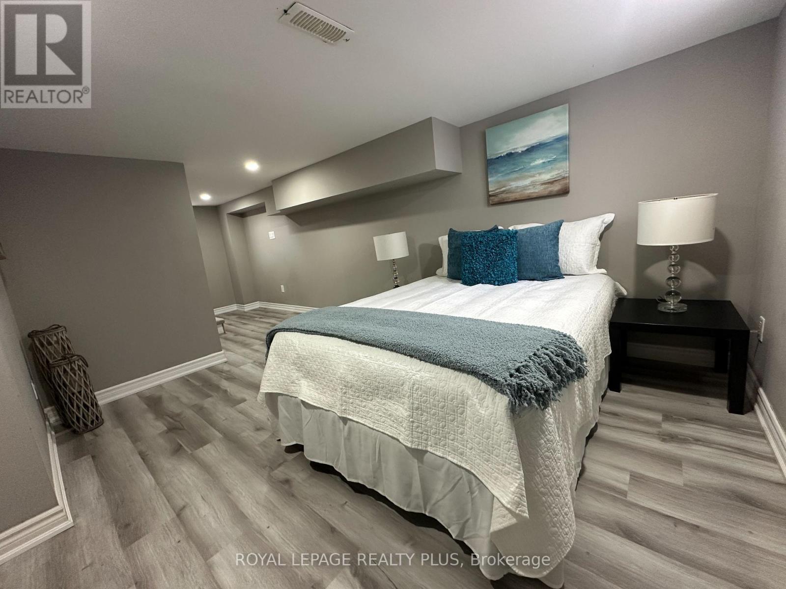 9 Ewing Street, Halton Hills, Ontario  L7G 2P6 - Photo 25 - W12873200