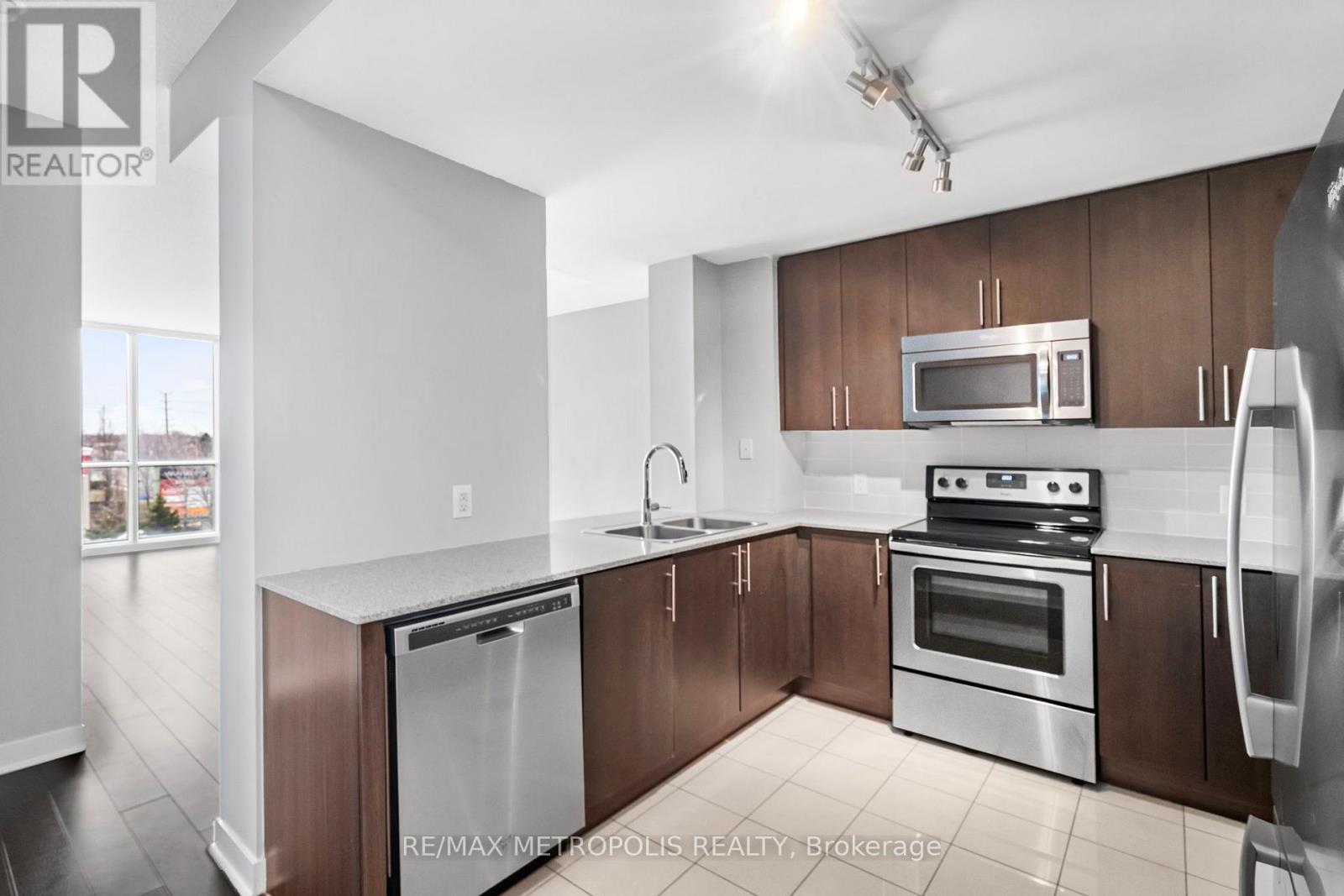 305 - 3985 Grand Park Drive, Mississauga, Ontario  L5B 0H8 - Photo 6 - W12932010