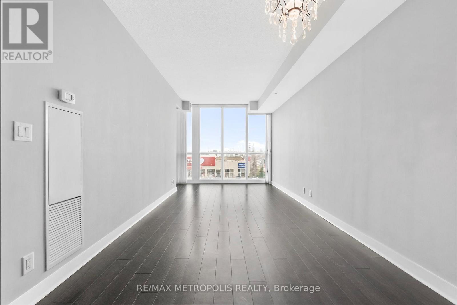 305 - 3985 Grand Park Drive, Mississauga, Ontario  L5B 0H8 - Photo 9 - W12932010