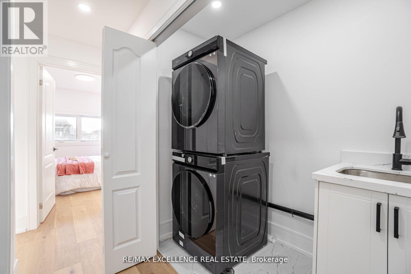 55 Renfield Street, Toronto, Ontario  M6M 4V5 - Photo 31 - W12932012