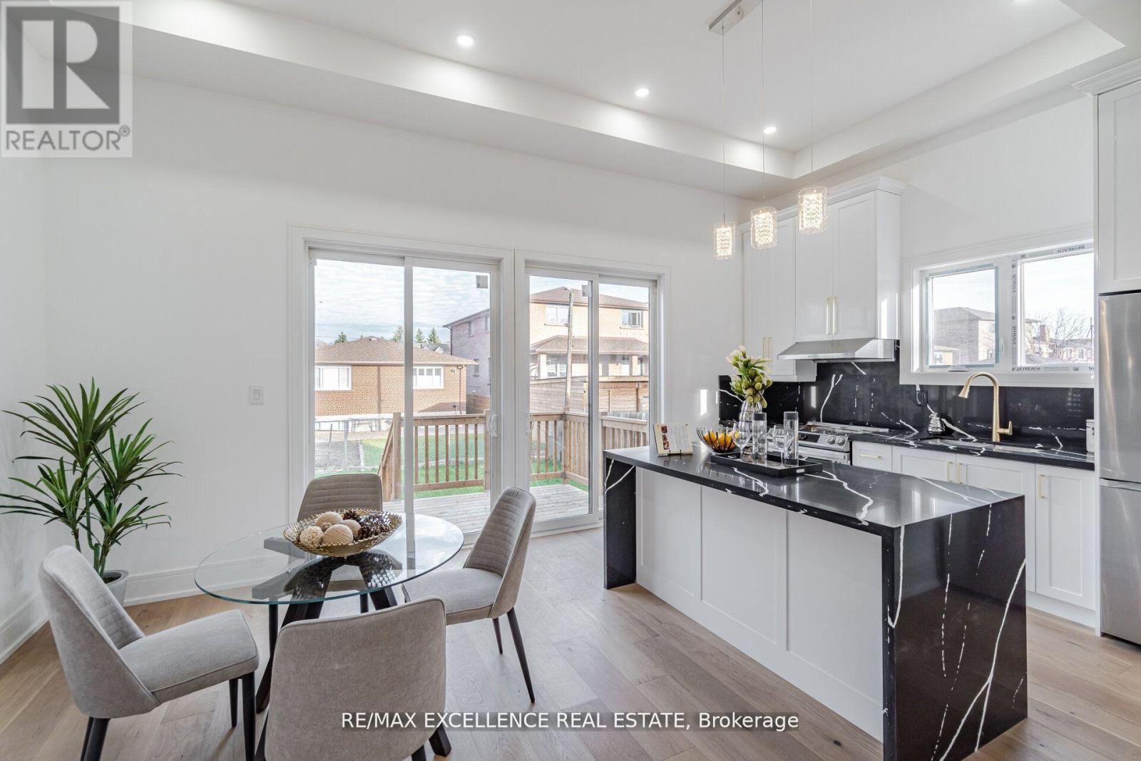 55 Renfield Street, Toronto, Ontario  M6M 4V5 - Photo 7 - W12932012