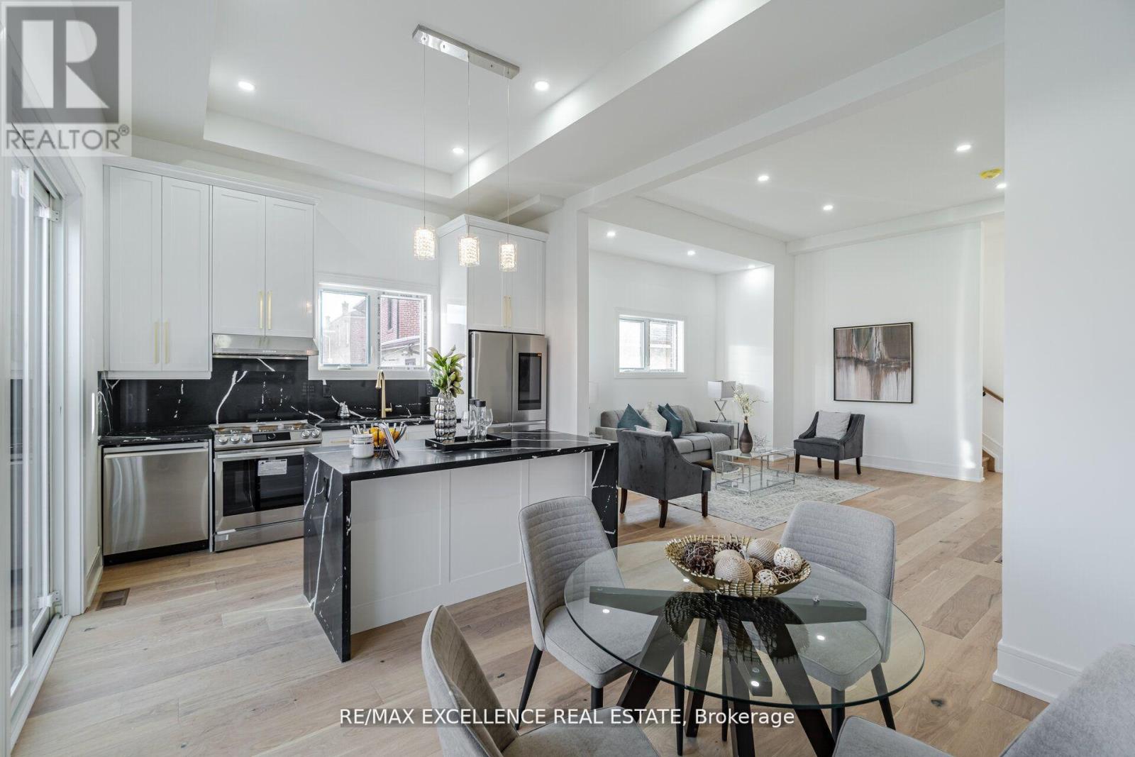 55 Renfield Street, Toronto, Ontario  M6M 4V5 - Photo 9 - W12932012