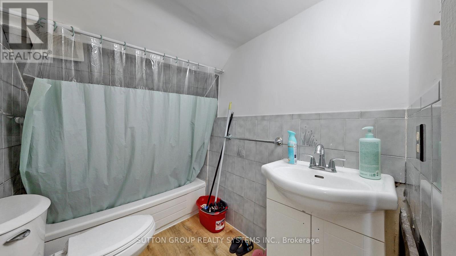 337 Perth Avenue, Toronto, Ontario  M6P 3X9 - Photo 20 - W12932042
