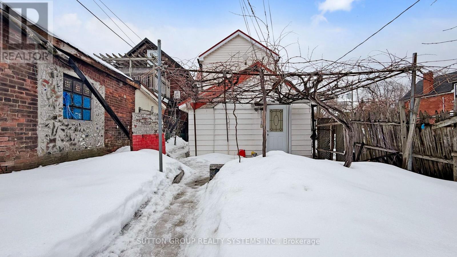 337 Perth Avenue, Toronto, Ontario  M6P 3X9 - Photo 23 - W12932042