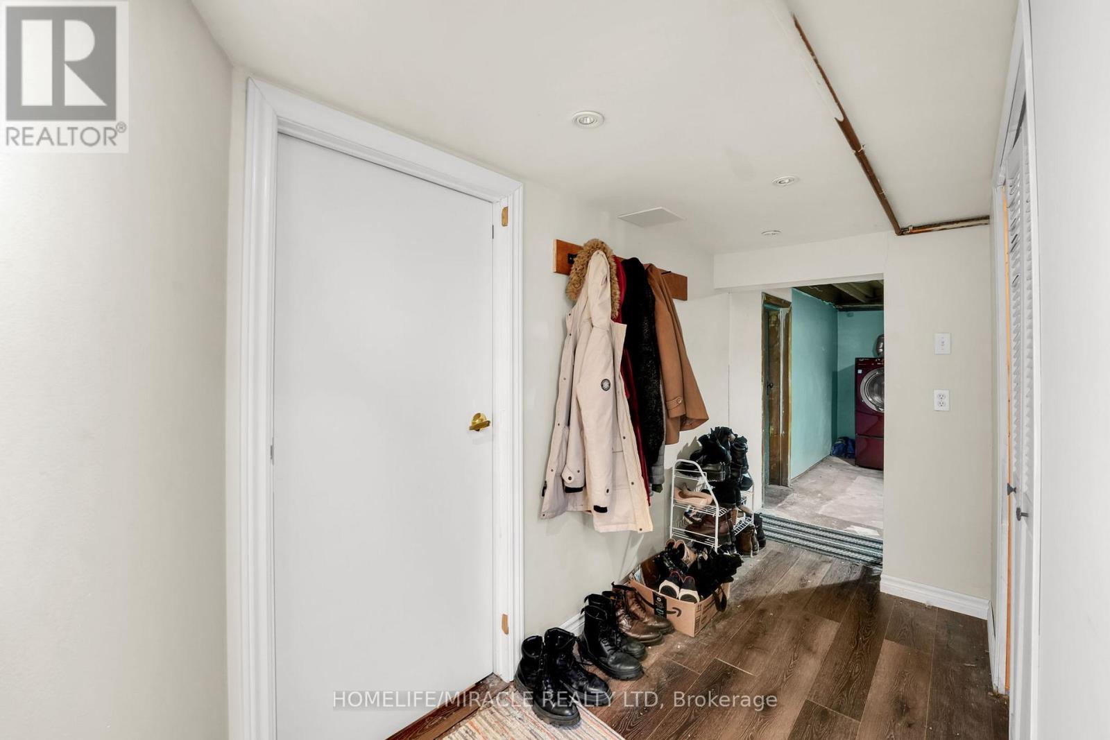 161 Angelene Street, Mississauga, Ontario  L5G 1X1 - Photo 26 - W12932054