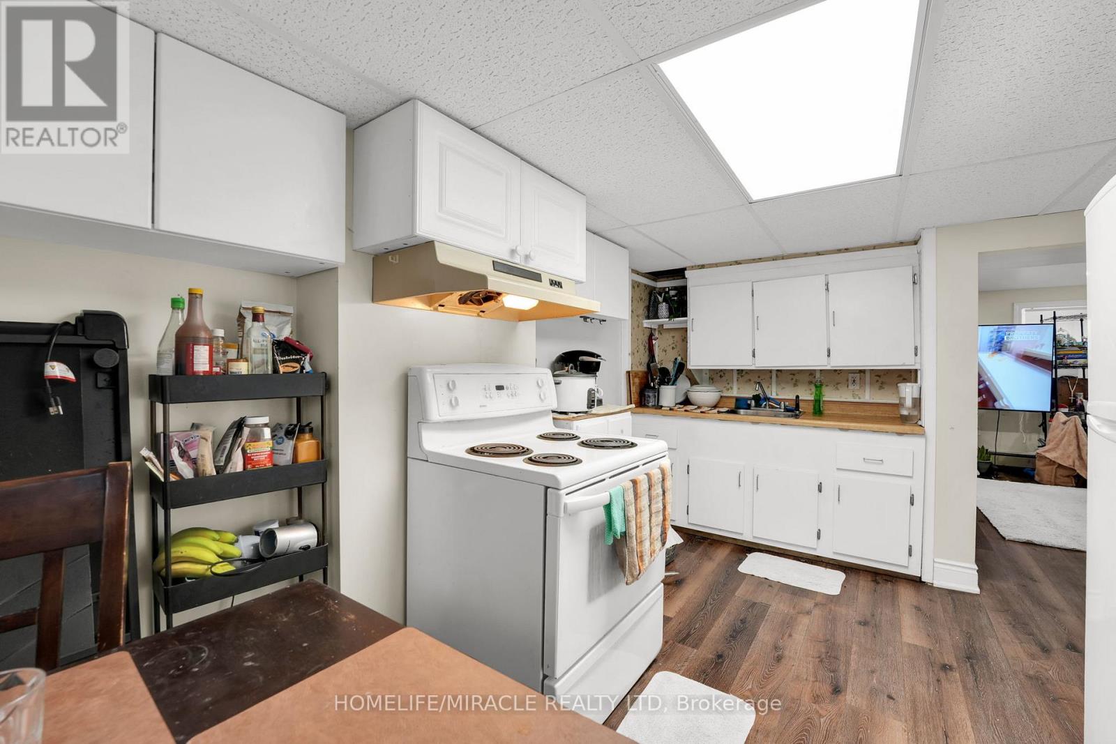 161 Angelene Street, Mississauga, Ontario  L5G 1X1 - Photo 29 - W12932054