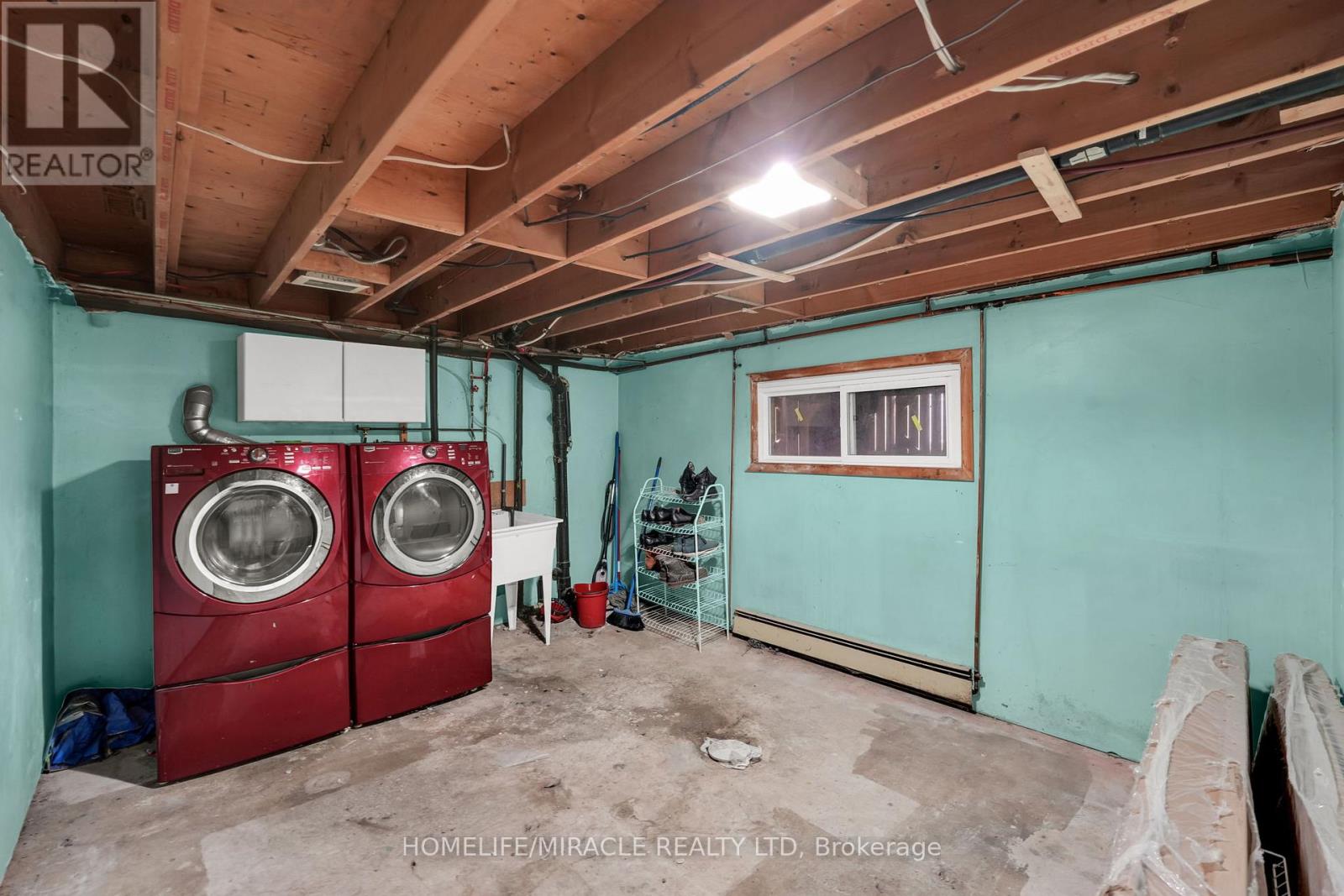 161 Angelene Street, Mississauga, Ontario  L5G 1X1 - Photo 34 - W12932054