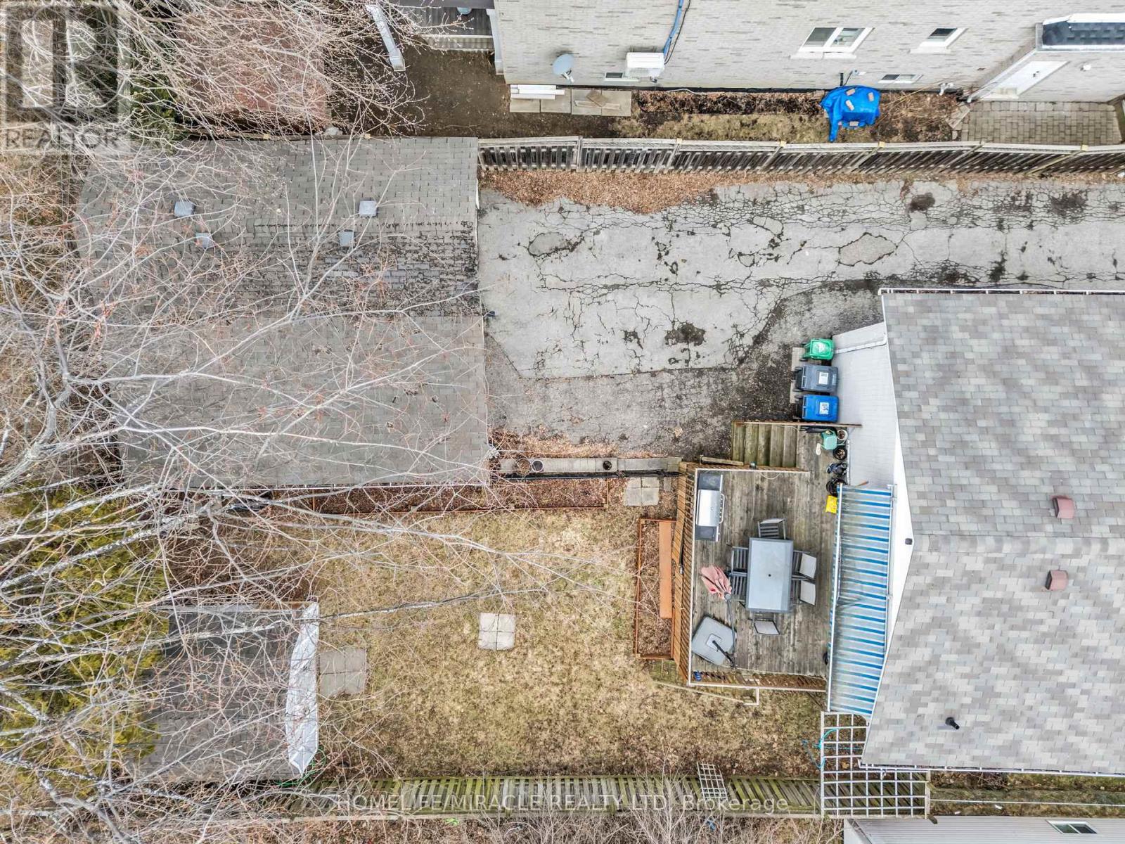 161 Angelene Street, Mississauga, Ontario  L5G 1X1 - Photo 43 - W12932054