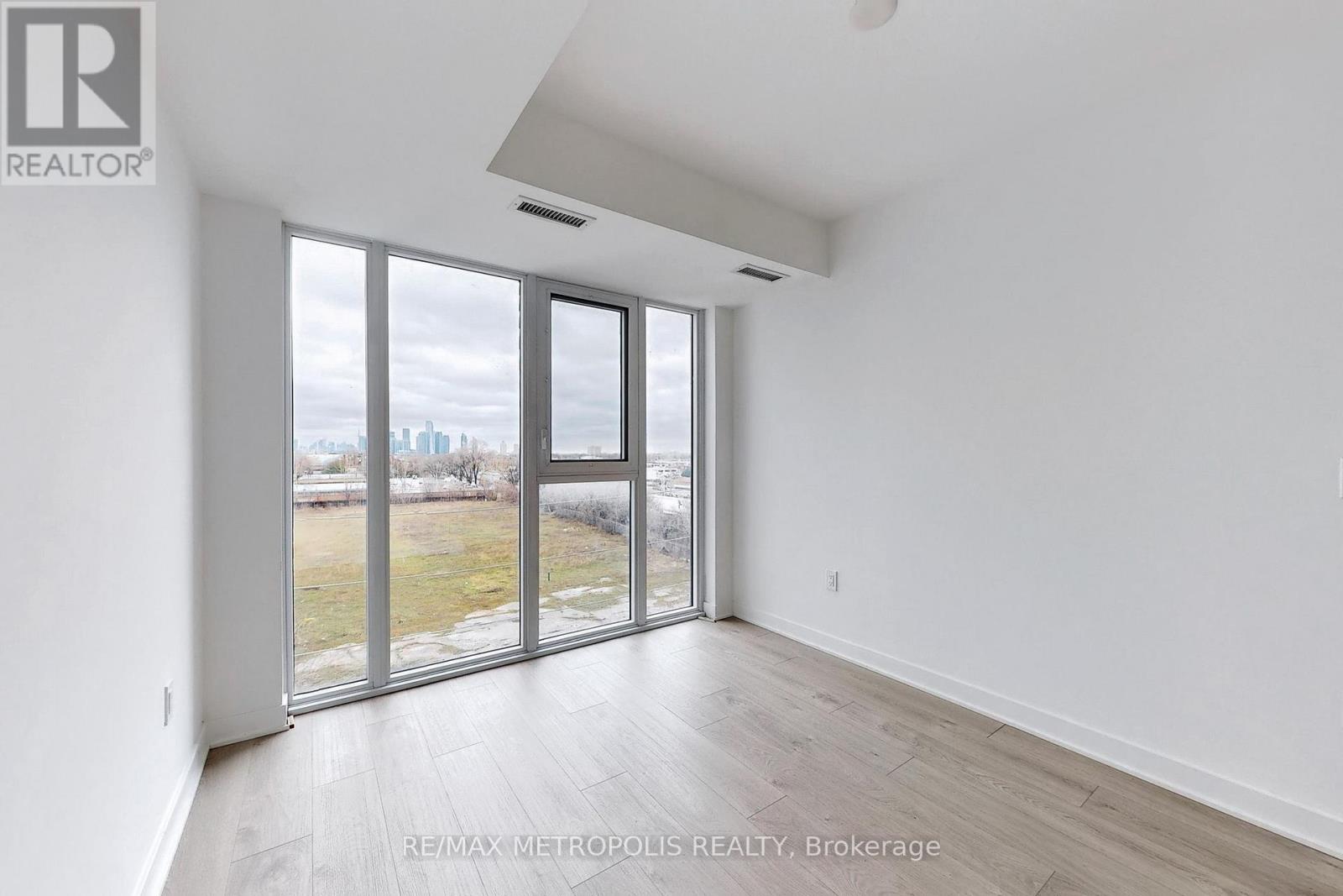 521 - 36 Zorra Street, Toronto, Ontario  M8Z 0G5 - Photo 23 - W12932062